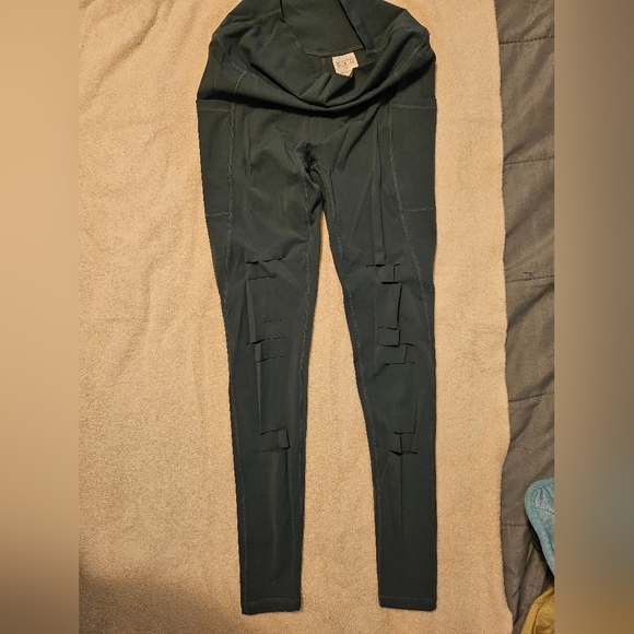 Constantly Varied Gear Blue Lagoon Tear It Up Full Length Leggings Size S - Picture 4 of 4